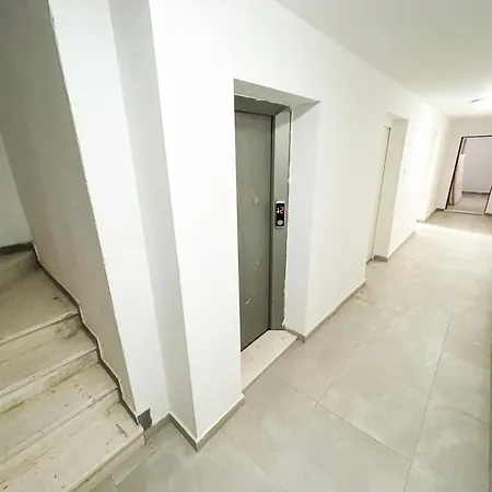Apartment Garsoniere 1075