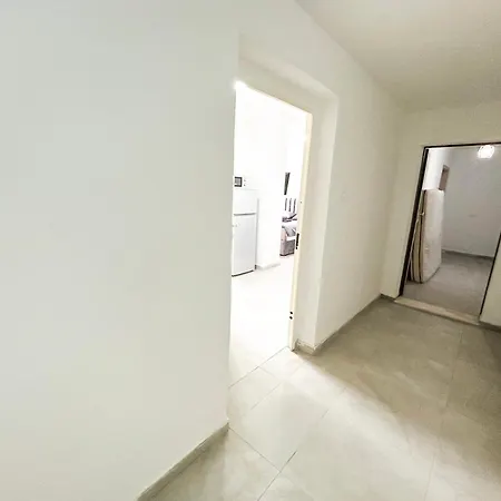 Garsoniere 1075 Apartment Durres