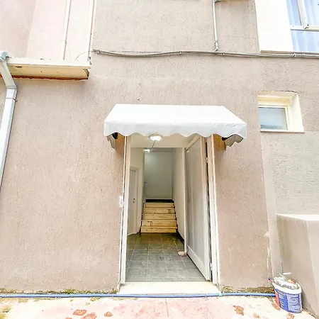 Garsoniere 1075 *